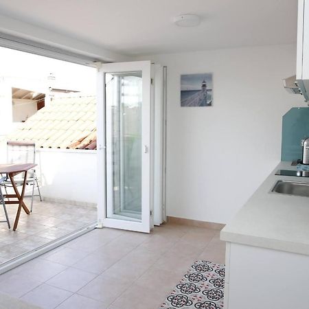 Holiday Home Yan With Bay View Vodice Zewnętrze zdjęcie